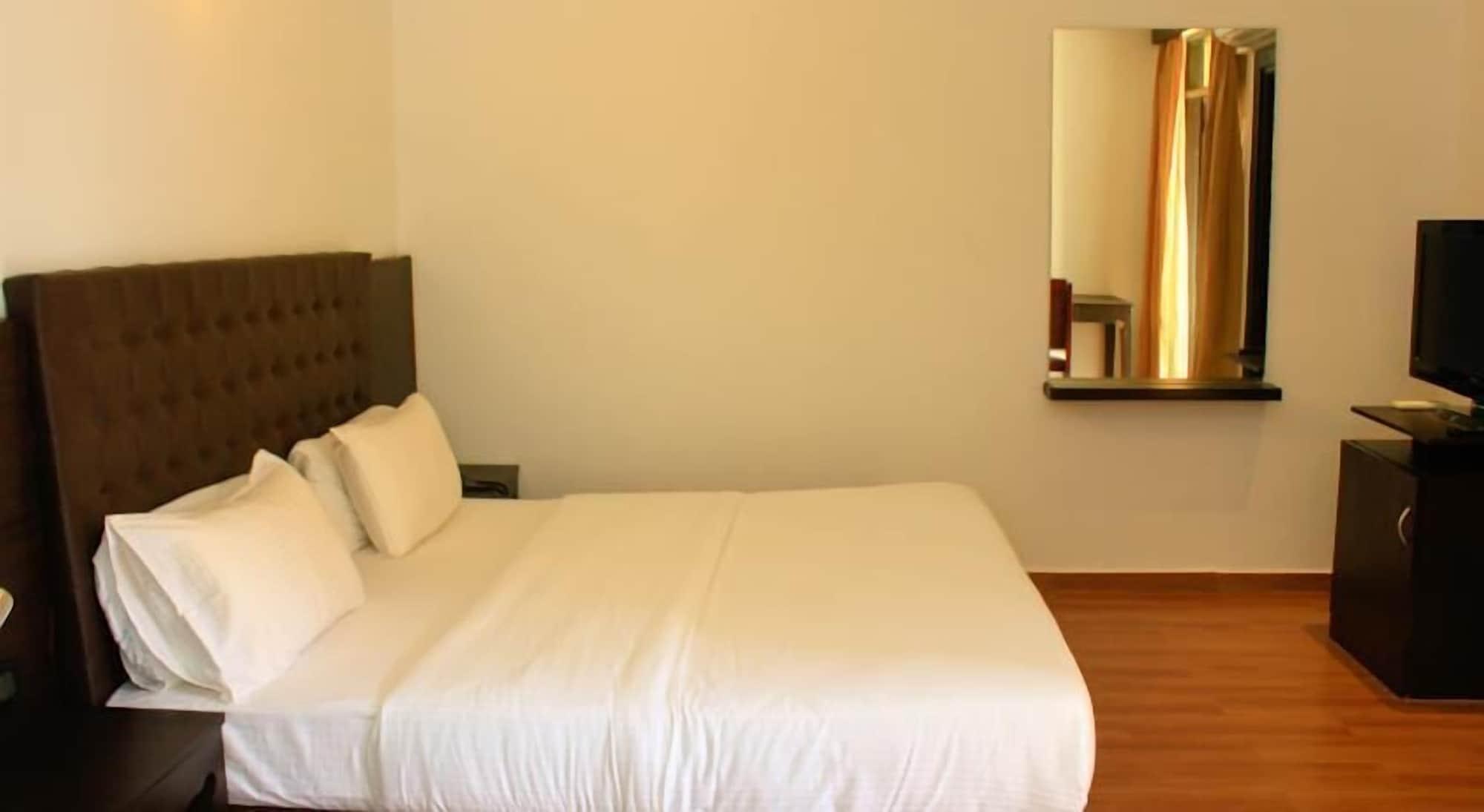 Sinq Beach Resort Calangute Eksteriør billede