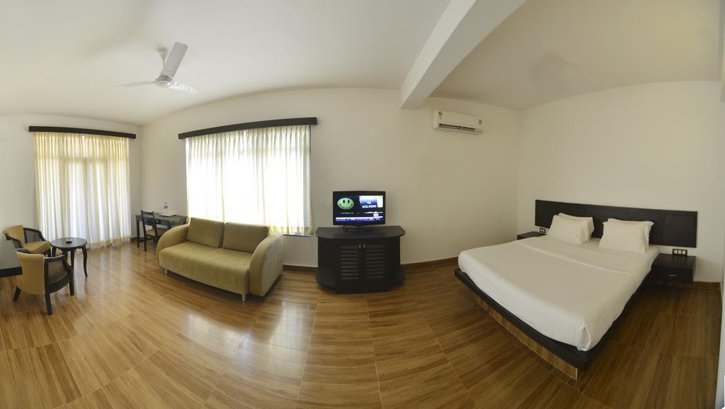Sinq Beach Resort Calangute Eksteriør billede